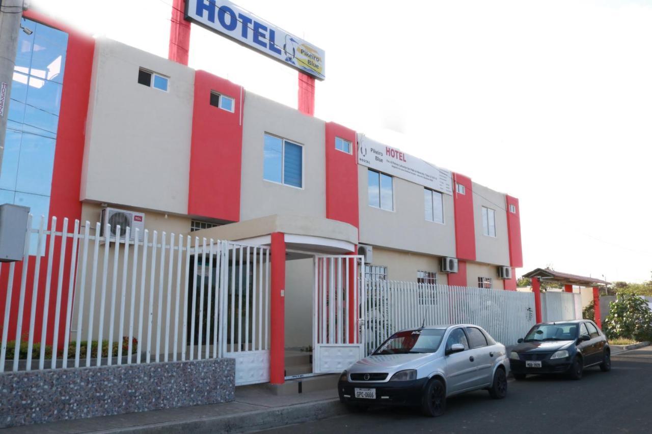 Hotel Pikeiro Blue Manta Bagian luar foto
